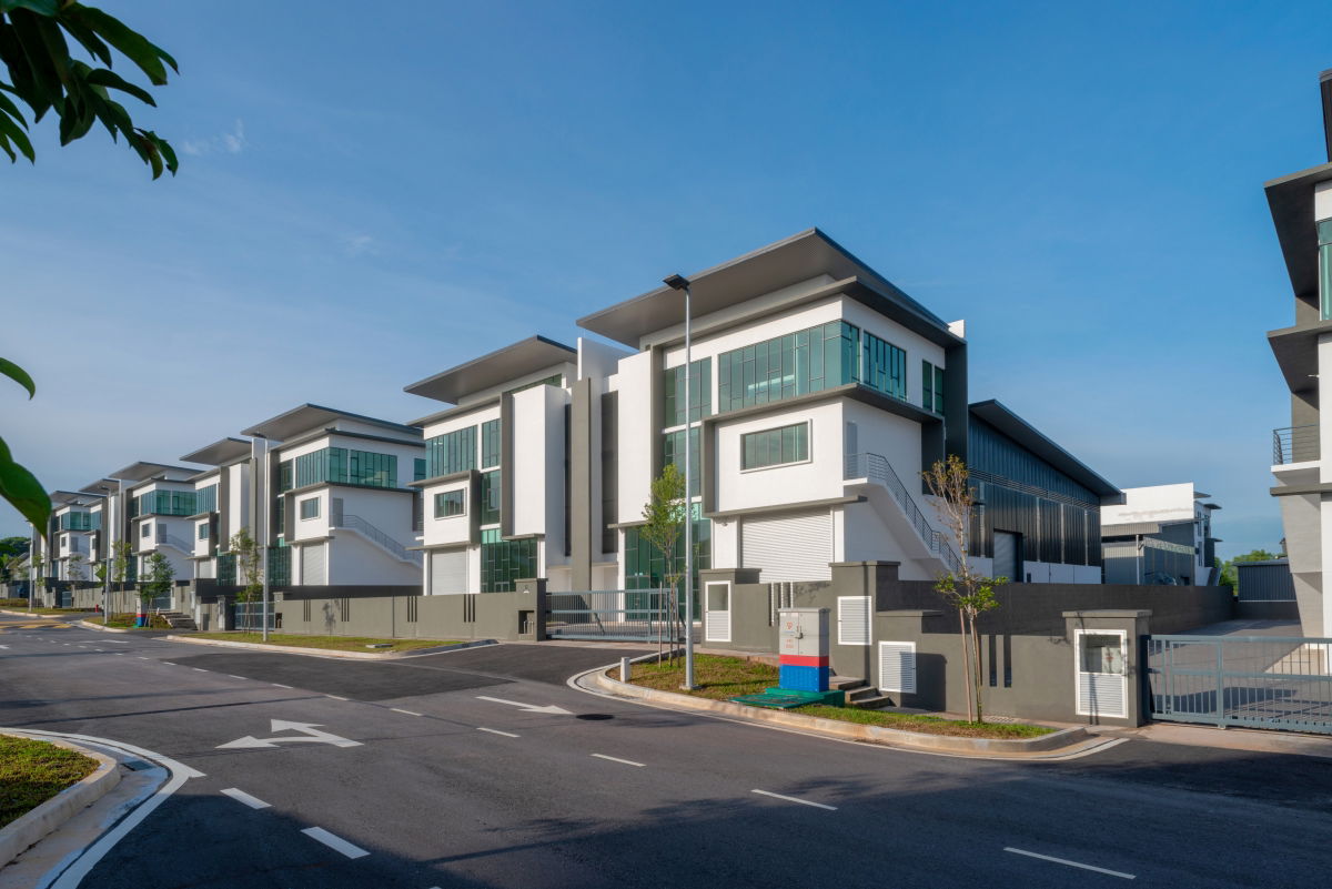 Nouvelle Industrial Park @ Kota Puteri的灵活性和实用性设计适合不同类型的租户，从生产至仓储等，楼上还能配置办公区域，兼顾多种营运模式。