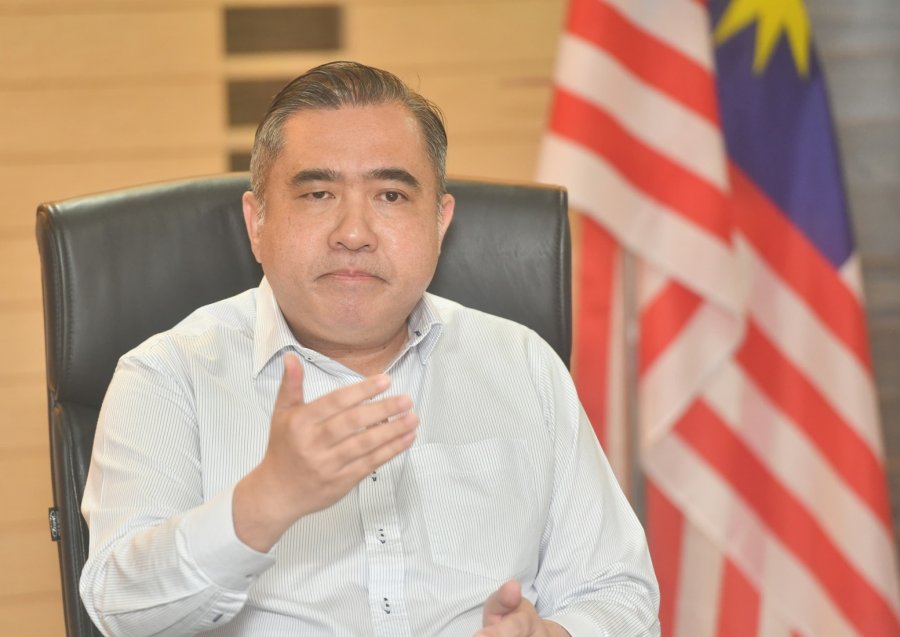 焦点新闻：悬挂国旗，必须庄重