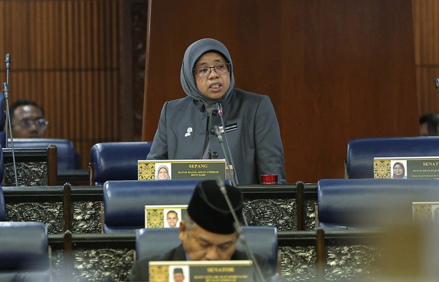 焦点新闻：违禁品清单由校方自定